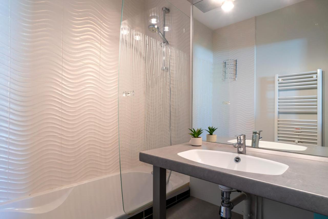 Apartment Les Thermes 427 - Appt Avec Piscine Partagee *
